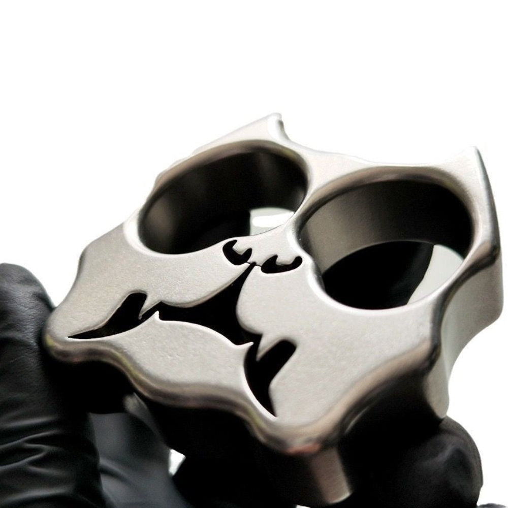 Titanium Alloy Car Safety Ornament with Emergency Window Breaker