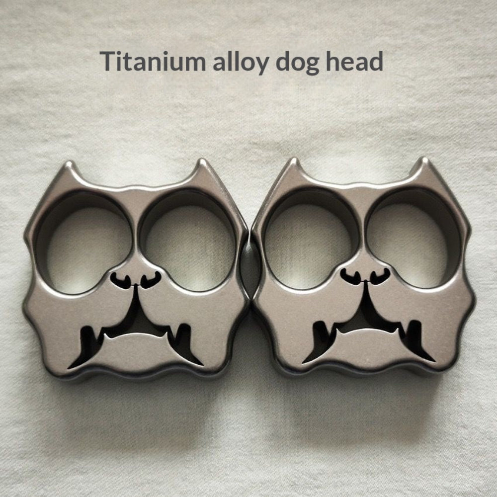 Titanium Alloy Car Safety Ornament with Emergency Window Breaker