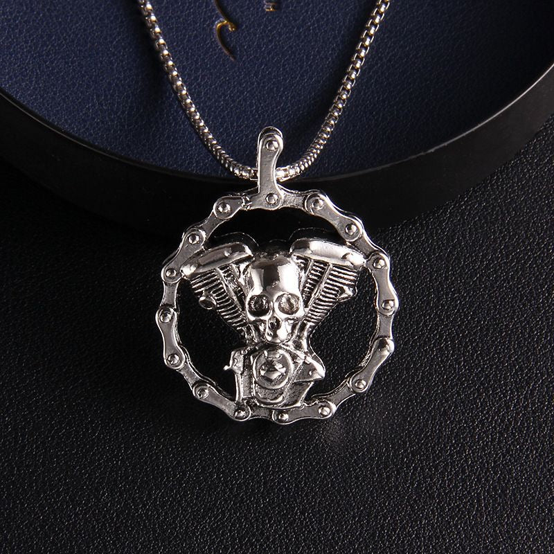 Vintage Punk Mechanical Skull Engine Pendant Necklace | Retro Biker Style Industrial Jewelry