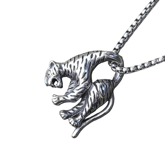 3D Climbing Jaguar Leopard Pendant Necklace for Men, Antique Silver Finish Street Style Wildlife Jewelry