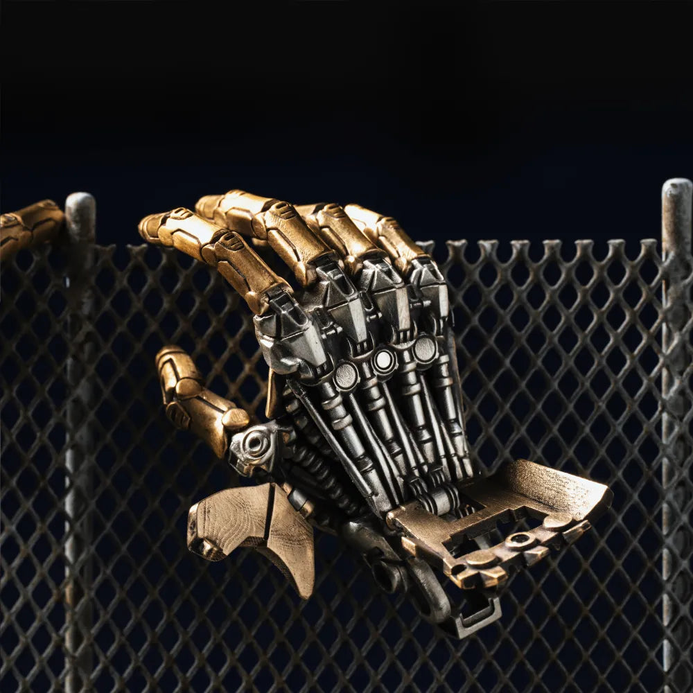 Mechanical Hand Pendant - Right