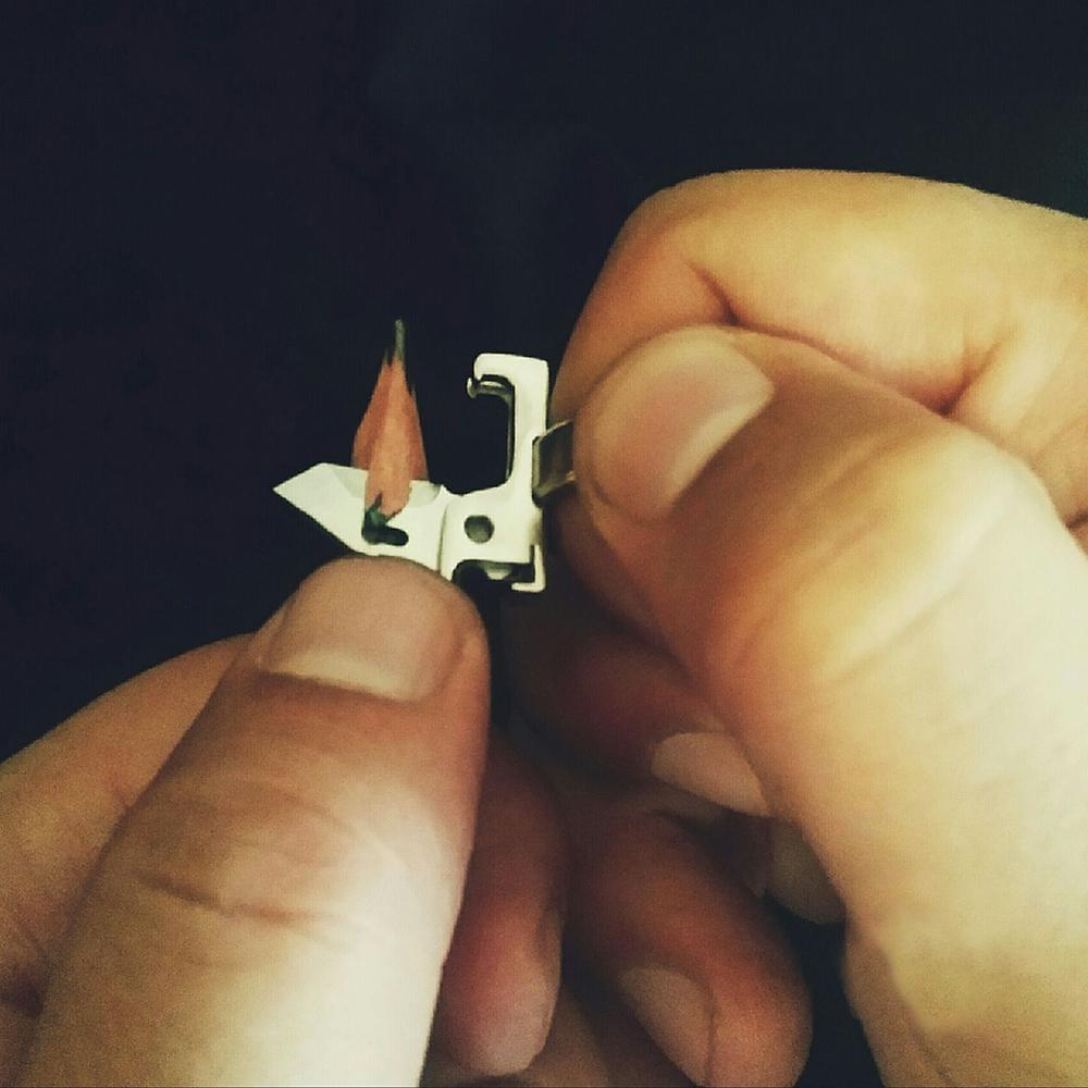 Folding Brass Knuckle Knife