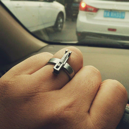 Folding Brass Knuckle Knife