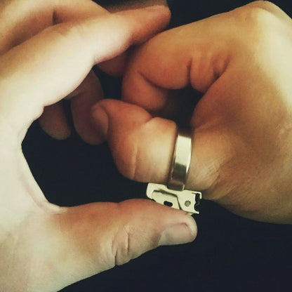 Folding Brass Knuckle Knife