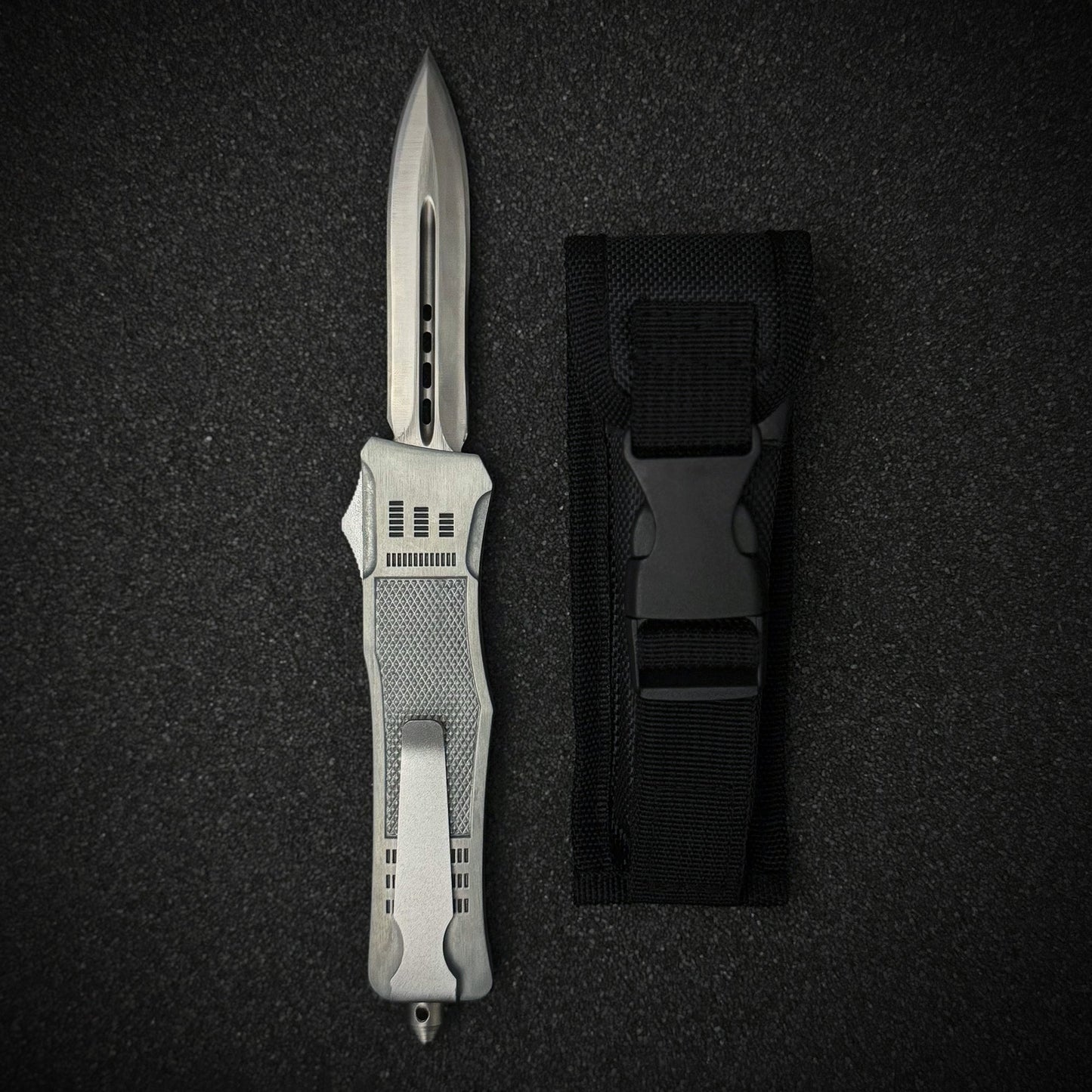 Silverout Strike knife