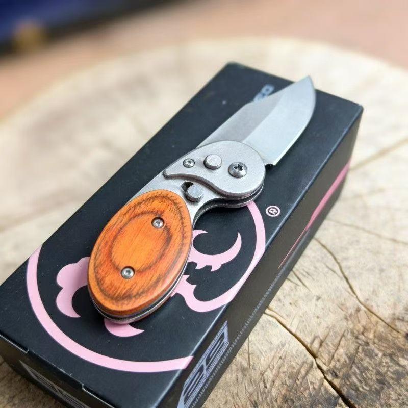Mini folding EDC utility tool with box